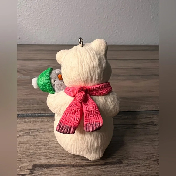 Hallmark NEW 2013 “Sharing A Secret” Christmas 13th in Snowball & Tuxedo series - Picture 6 of 10